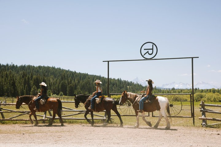 Jackson Hole Horseback Riding & Lunch in Bridger Teton NF - Photo 1 of 11